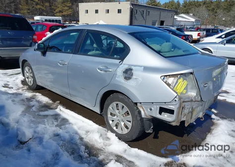2012 Honda Civic Lx z USA, uszkodzony, nr VIN 2HGFB2F57CH586488